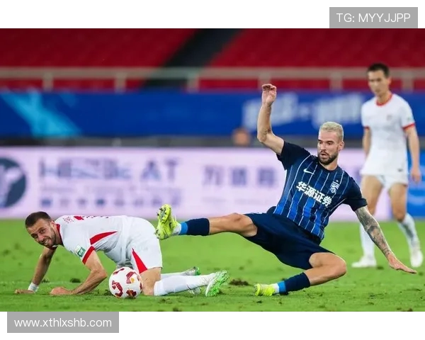 武汉三镇 2-0 青岛海牛：图多列绍尔建功 零封 + 红牌漏判引争议